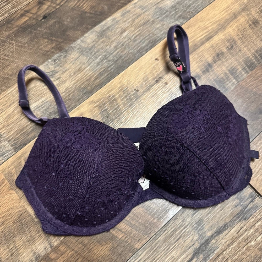 Victoria's Secret Purple Lace Push-Up Bra